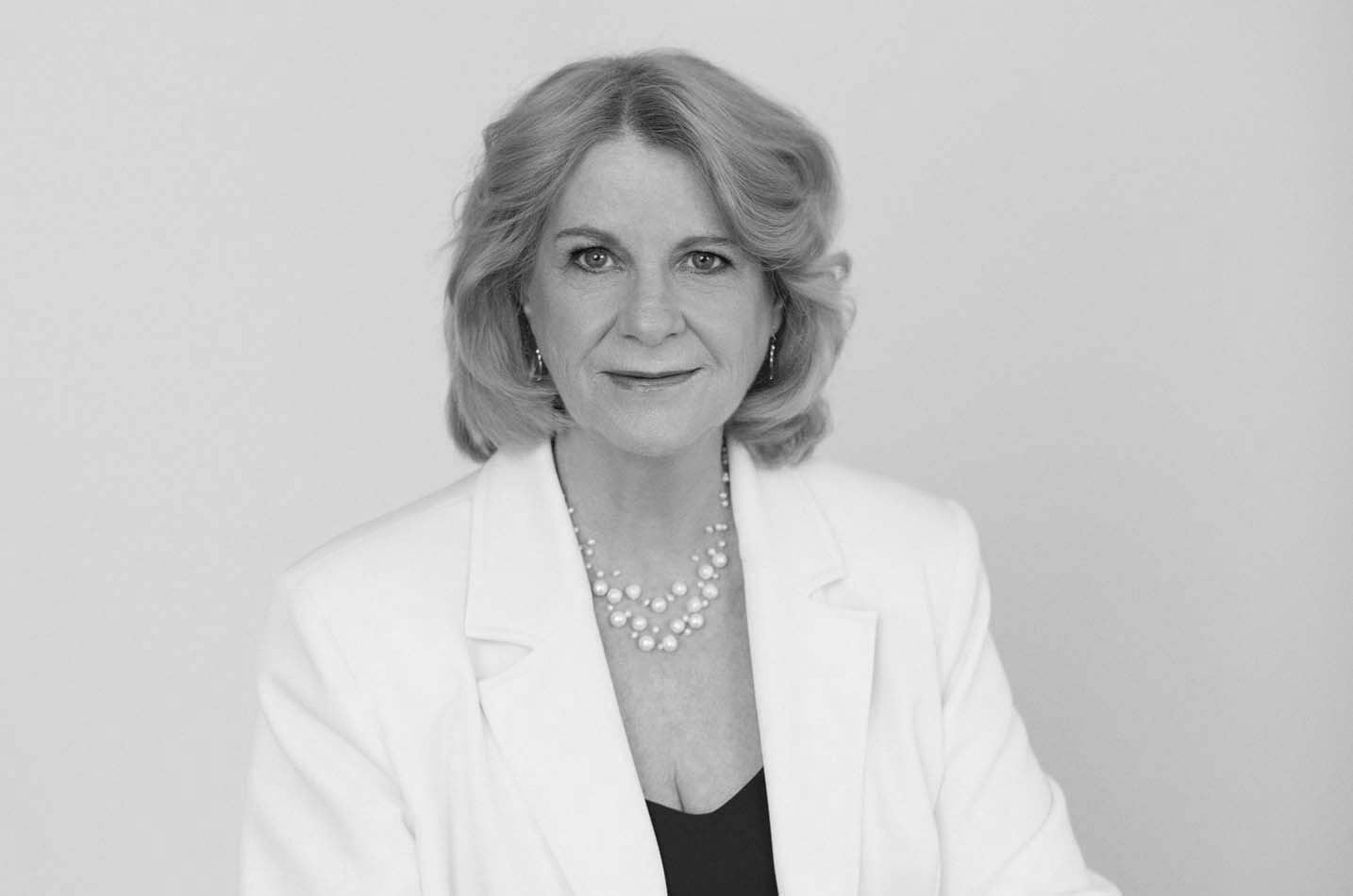 Diane_WEB_01_crop_BW_3